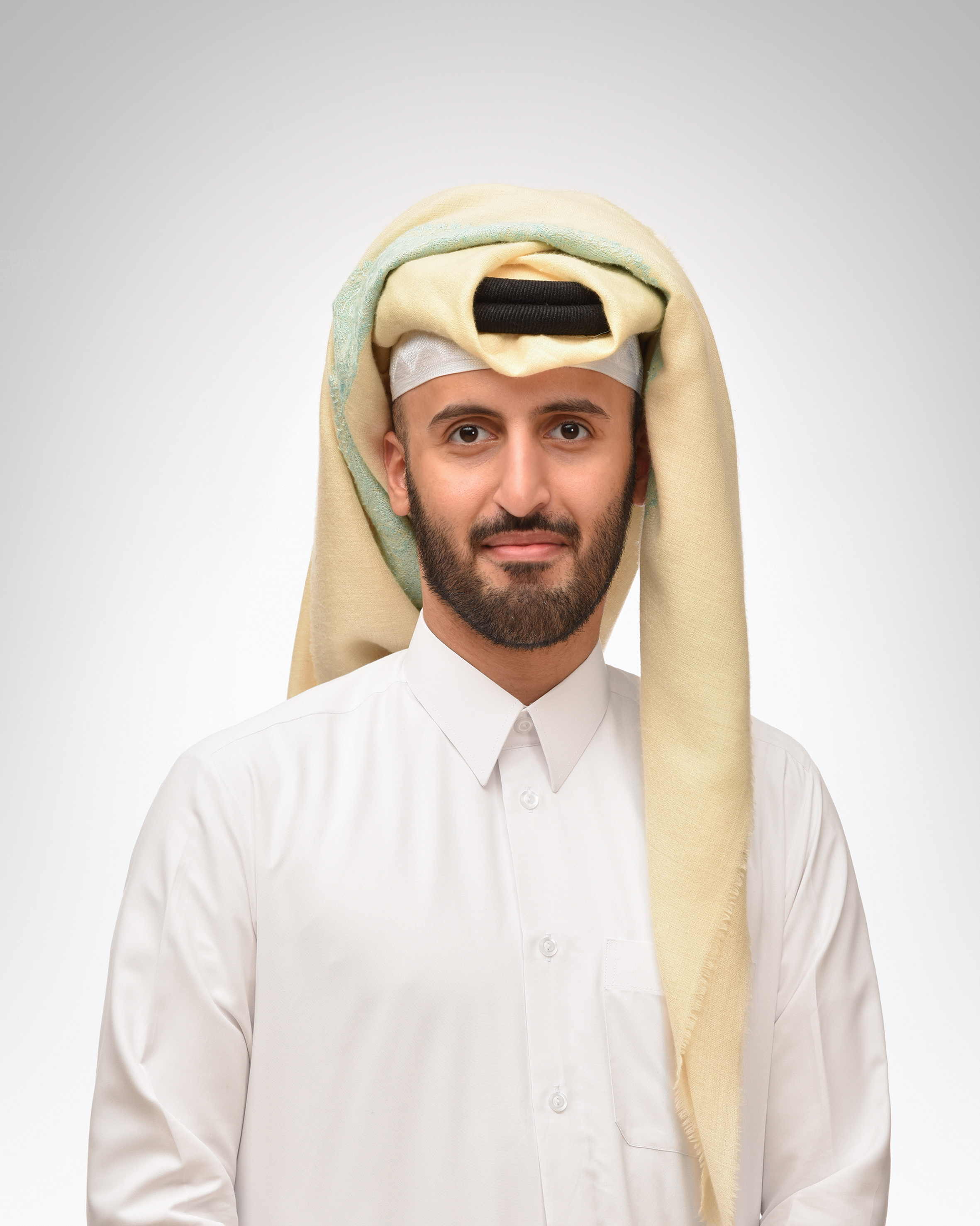 مبارك الهتمي، مؤسس أكسيوم للتوريد